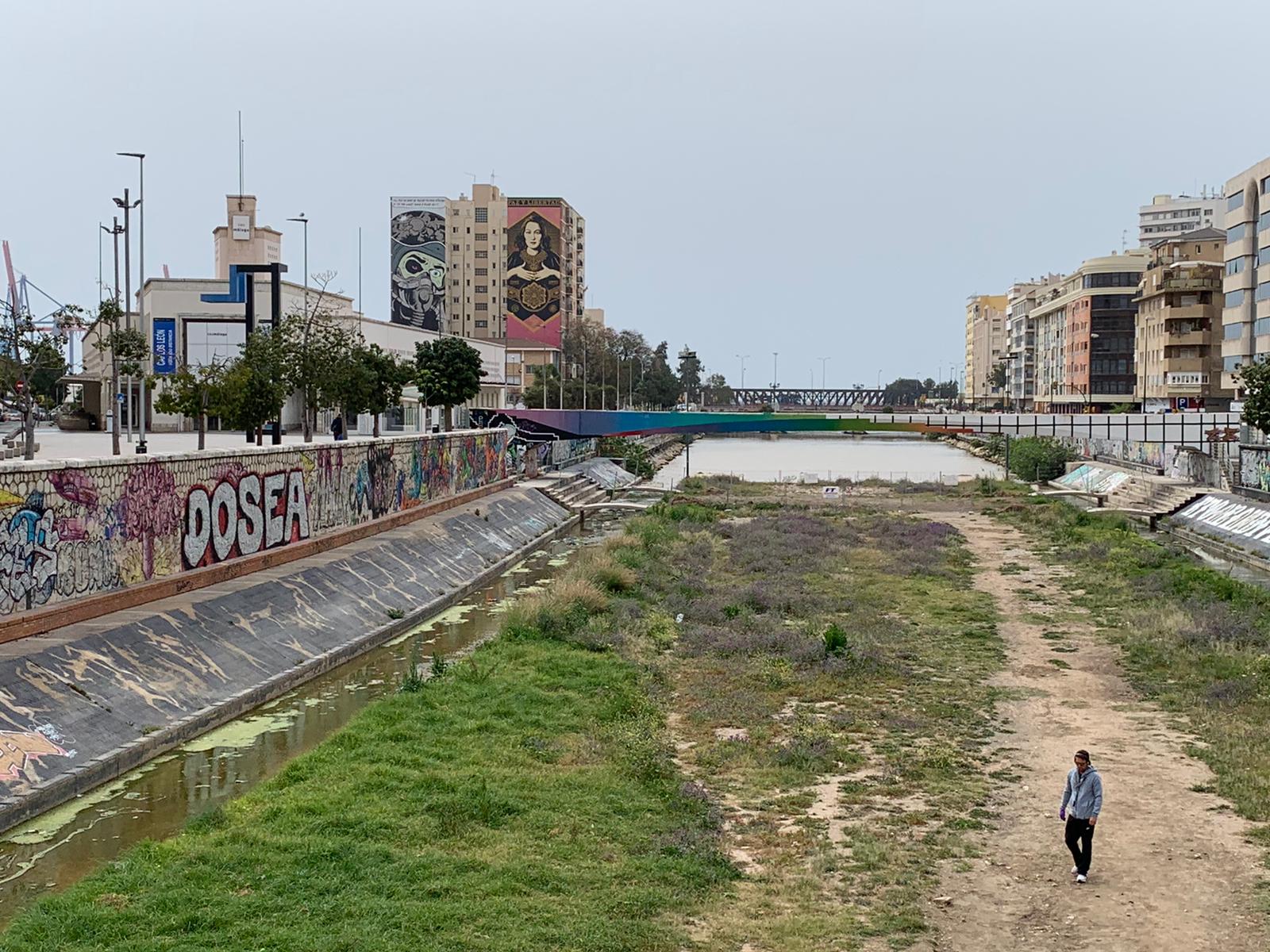 Ambiente en los alrededores del CAC Málaga