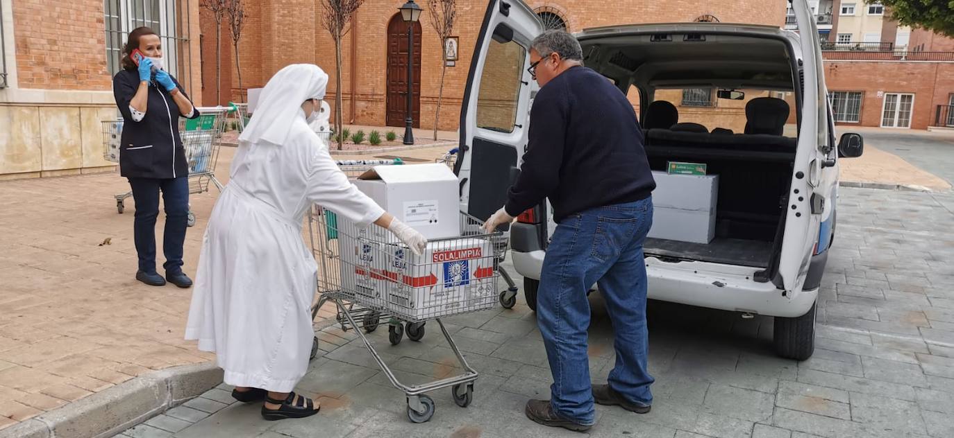 Fotos: Los malagueños responden a las Hermanitas de los Pobres