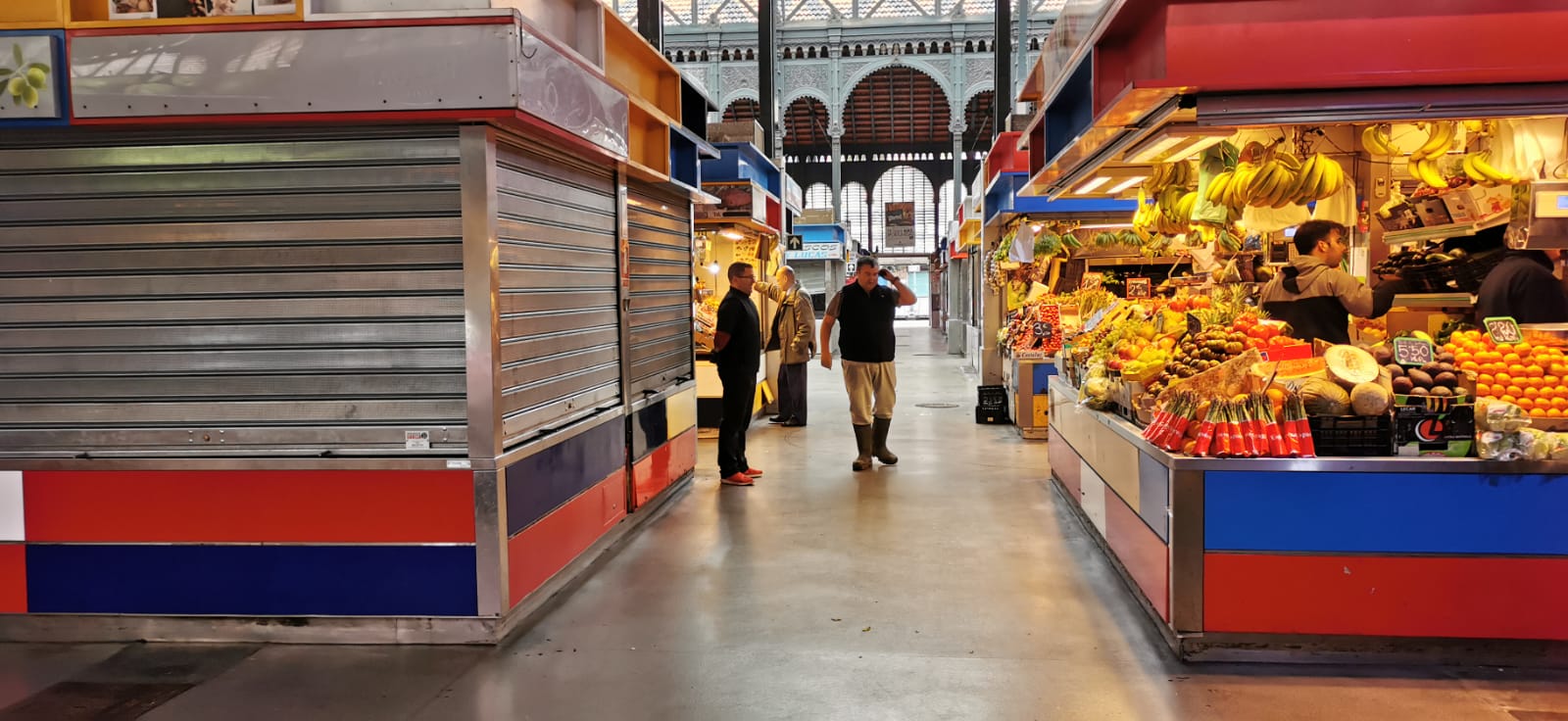 Ambiente en el Mercado Central este miércoles.
