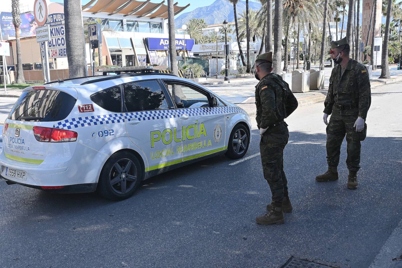 La Legión, en Puerto Banús.