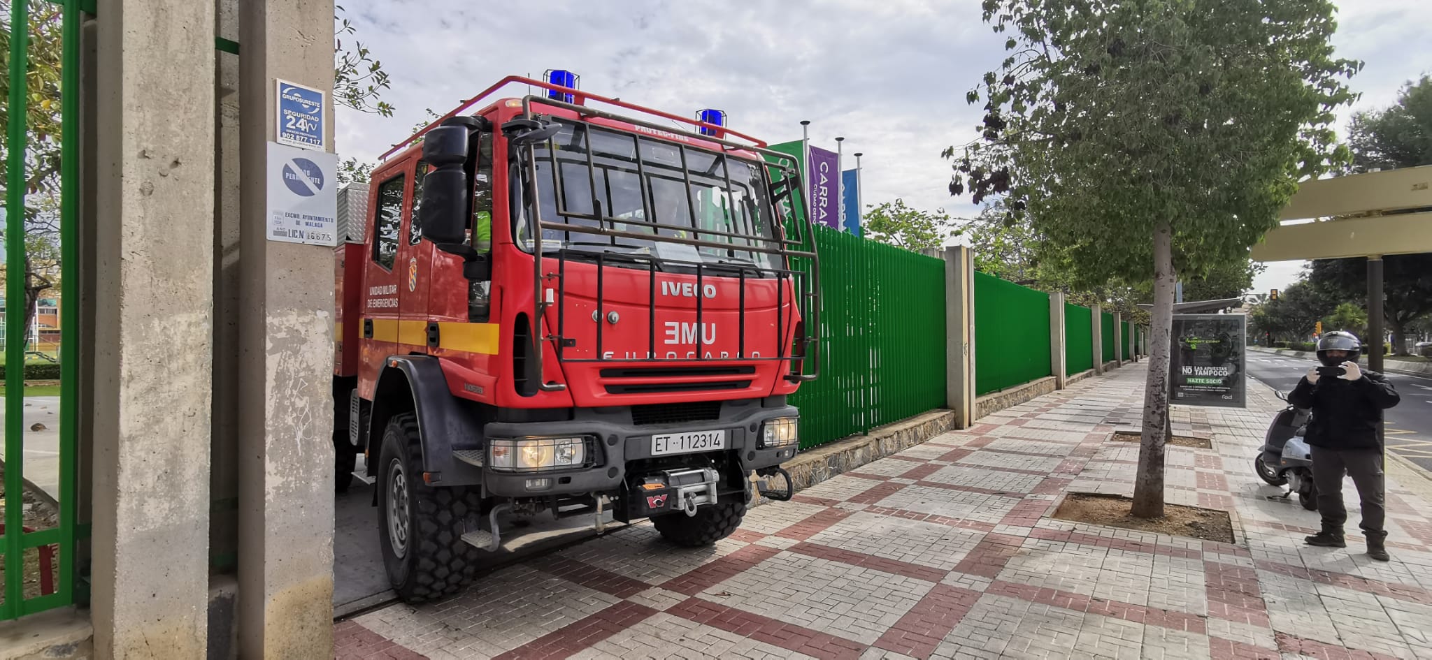 La UME, en la Ciudad Deportiva de Carranque que se va a convertir en un gran hospital para albergar un hospital de campaña.