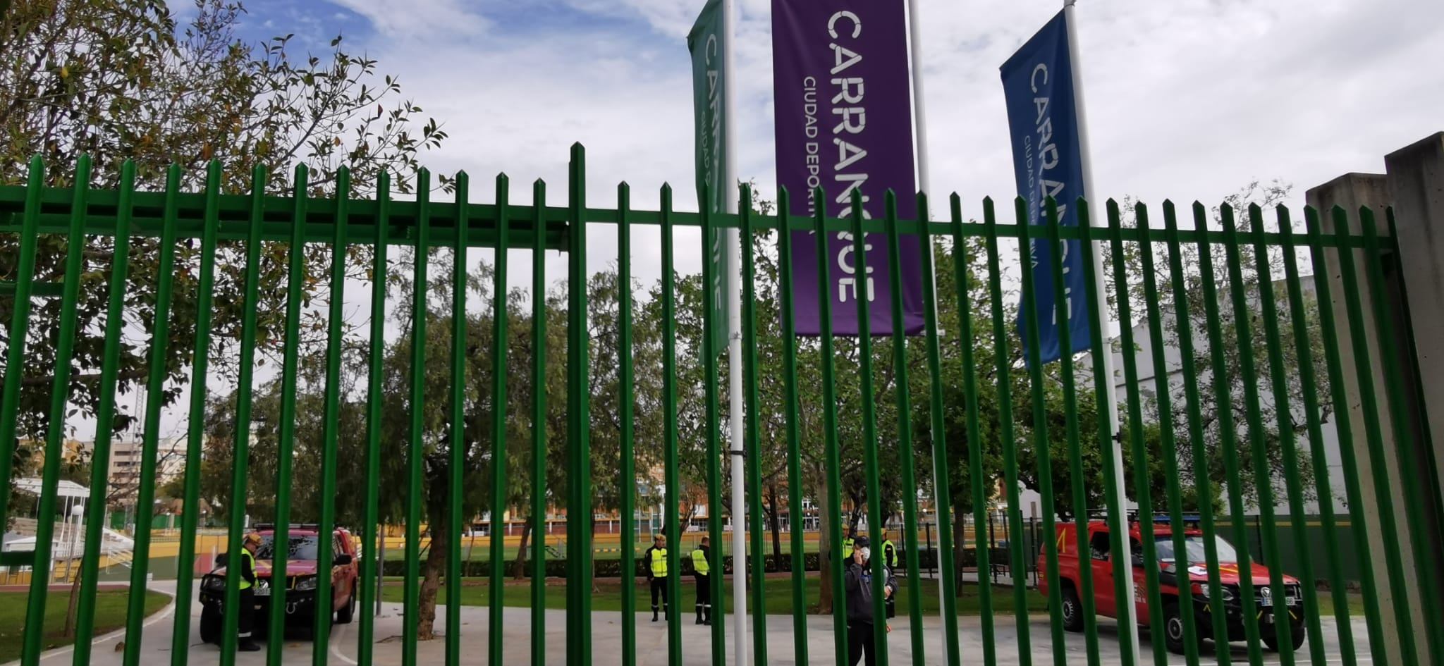 La UME, en la Ciudad Deportiva de Carranque que se va a convertir en un gran hospital para albergar un hospital de campaña.