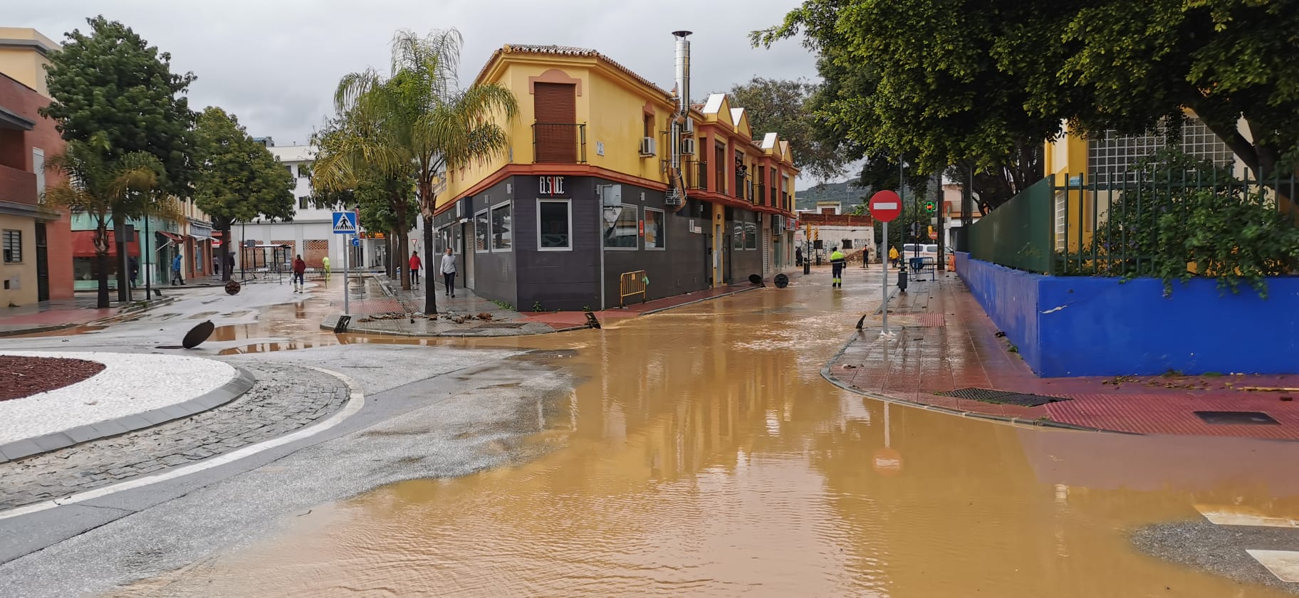 Bomberos y Protección Civil intervienen por pequeñas inundaciones en Campanillas