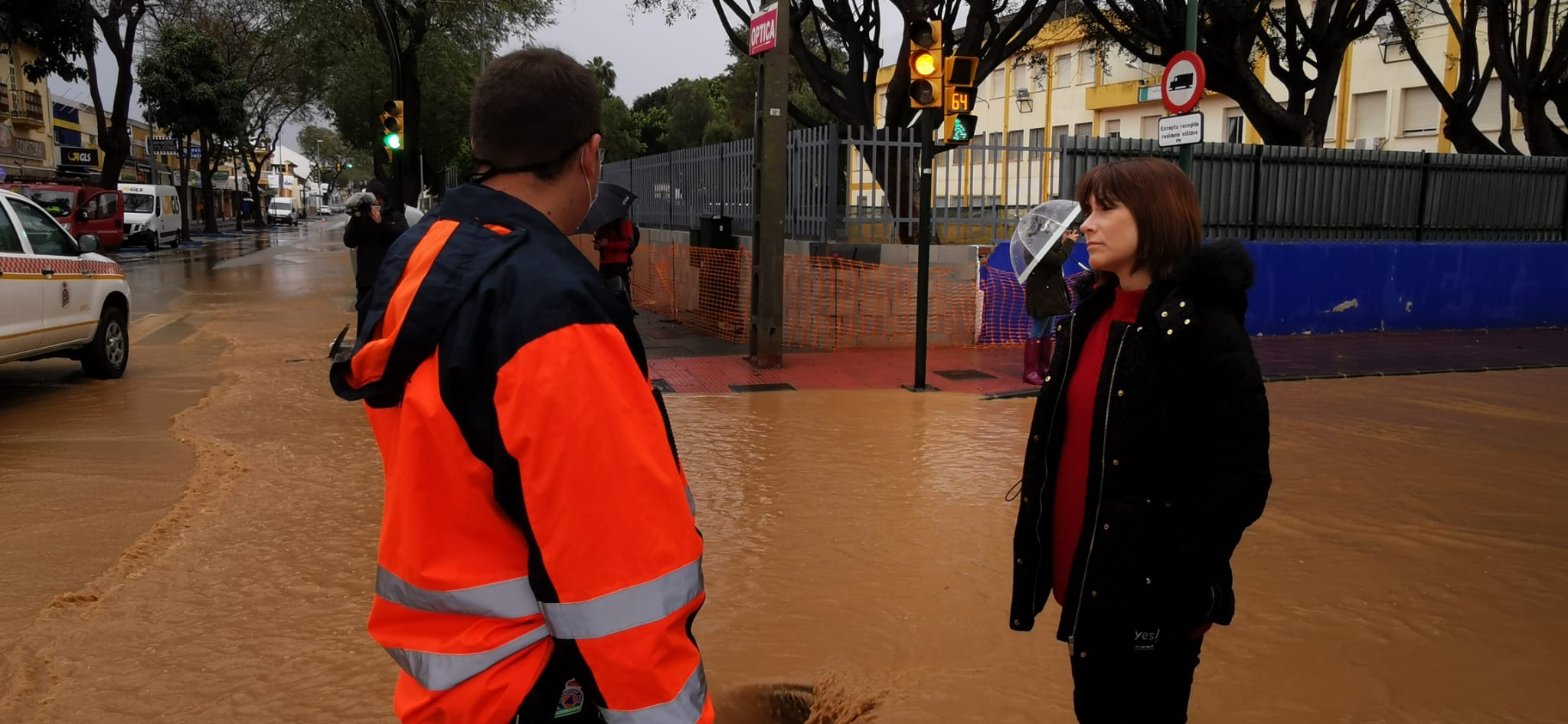 Bomberos y Protección Civil intervienen por pequeñas inundaciones en Campanillas