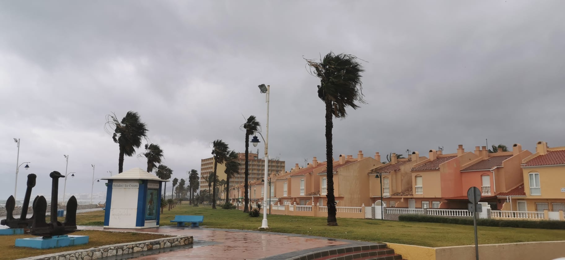 Estado de las playas y paseos marítimos de la capital.