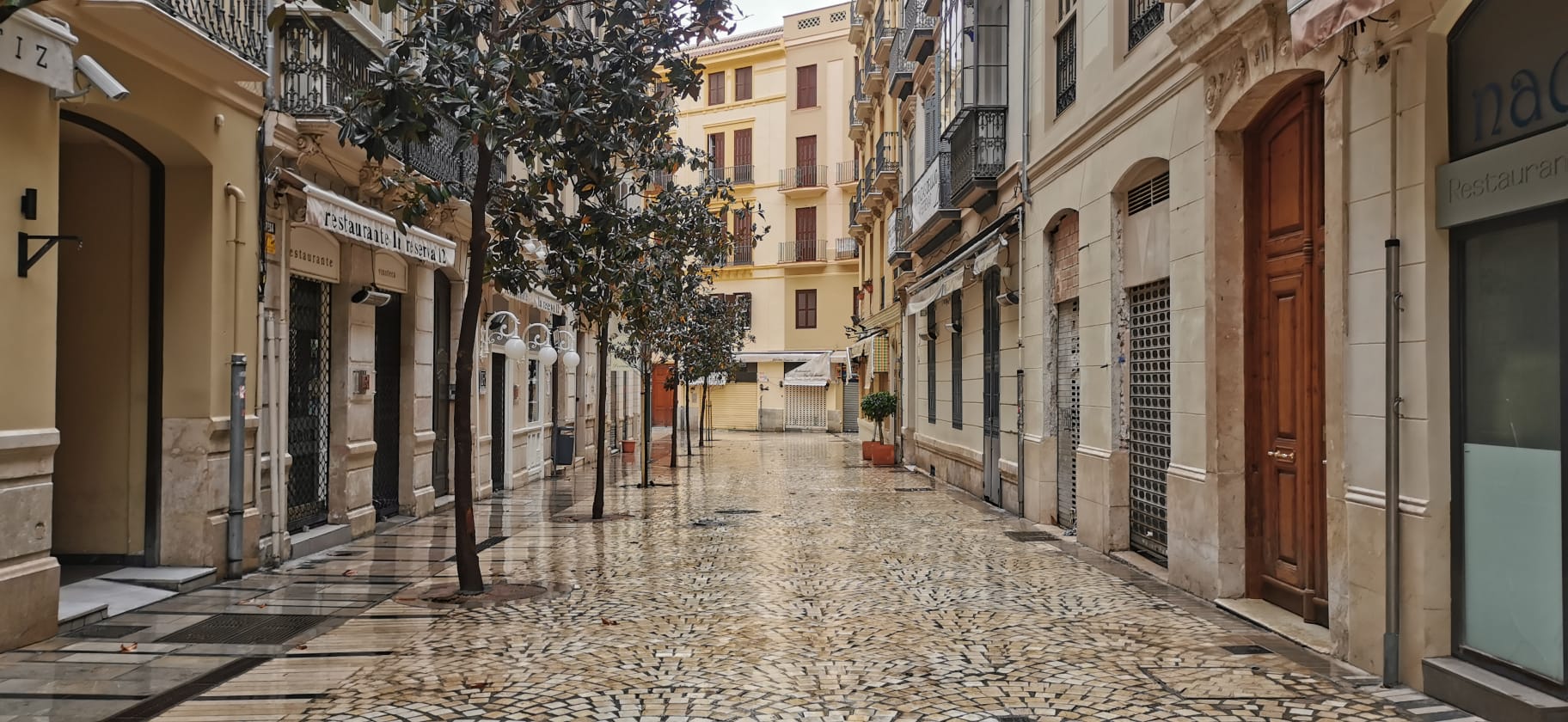 La Málaga vaciada: así se muestra una capital en Estado de Alarma