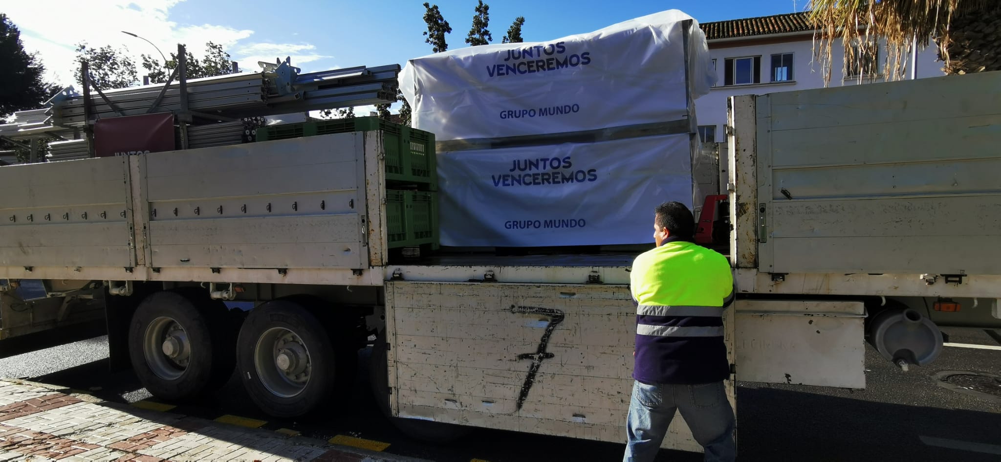 El acondicionamiento de la Ciudad Deportiva de Carranque como hospital de campaña va a buen ritmo