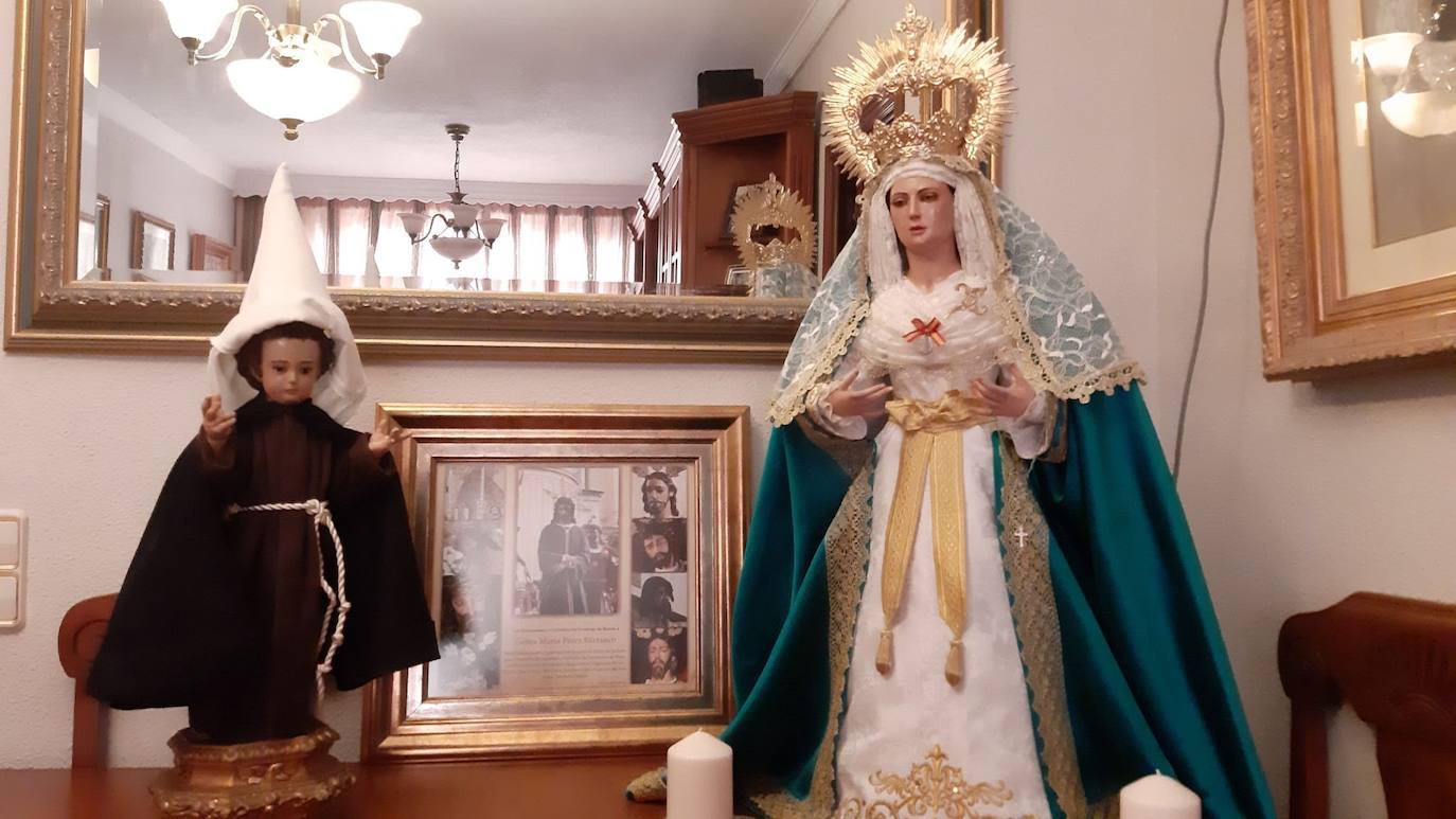 Familia Gálvez Pérez. Cofradía del Dulce Nombre de Málaga