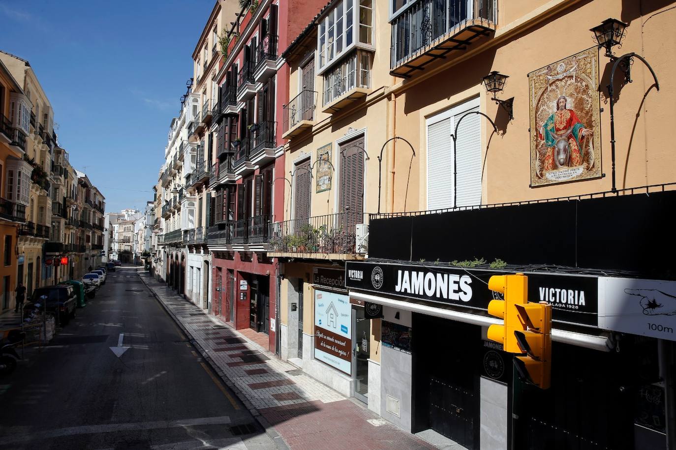 Aspecto de Málaga capital este domingo por la tarde. Así se muestra una capital en Estado de Alarma