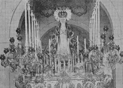 Imagen secundaria 1 - Arriba, Virgen de la Soledad en 1920. Abajo, a la izquierda, Virgen de la Esperanza. A la derecha, Cristo de Azotes y Columna.