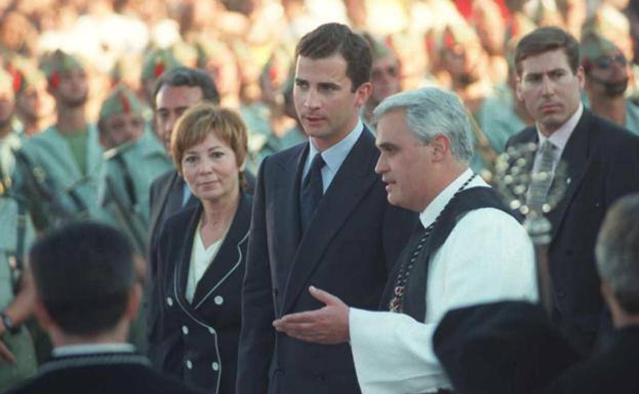 El Rey llama al presidente de la Agrupación de Cofradías de Málaga para interesarse por la labor social que realizan en esta crisis