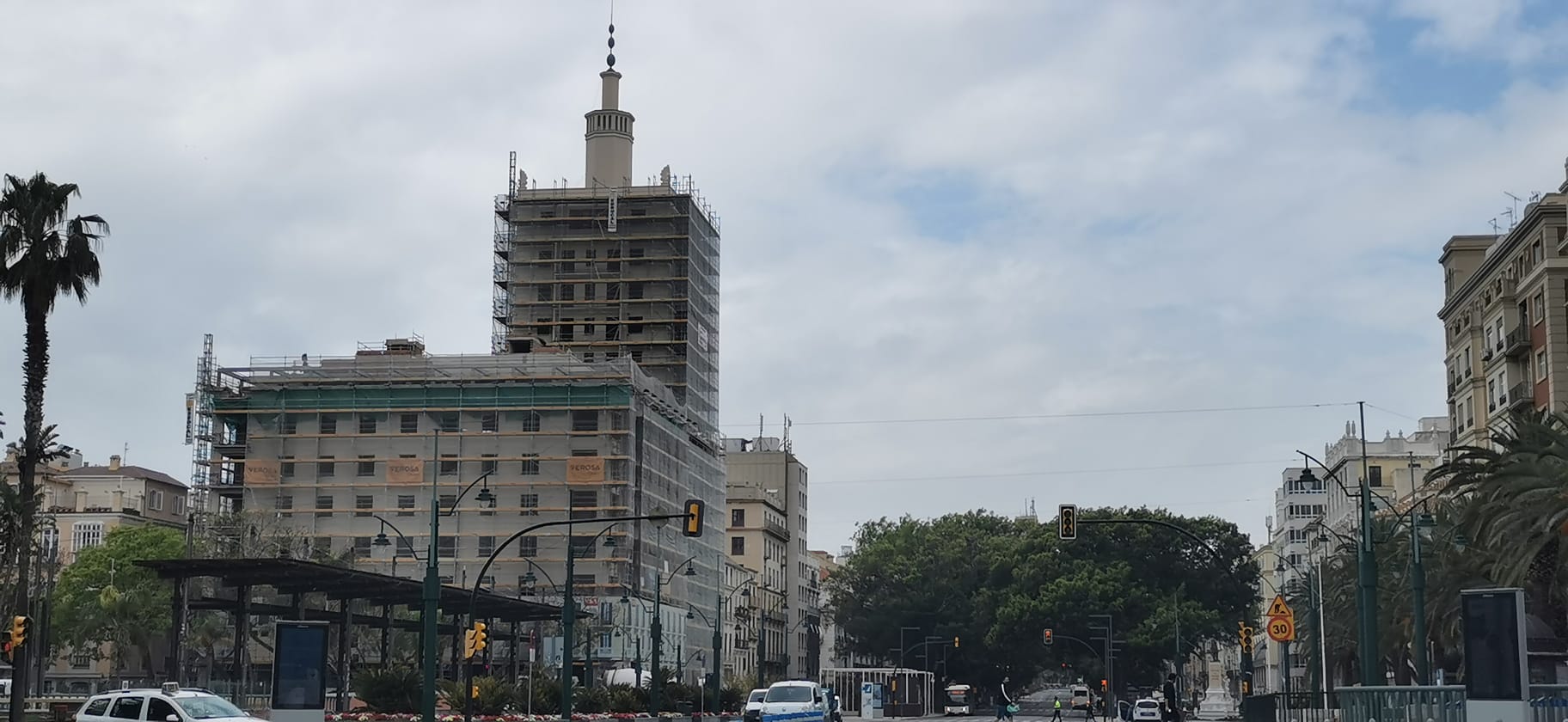 Reactivan las obras de los dos hoteles en La Equitativa