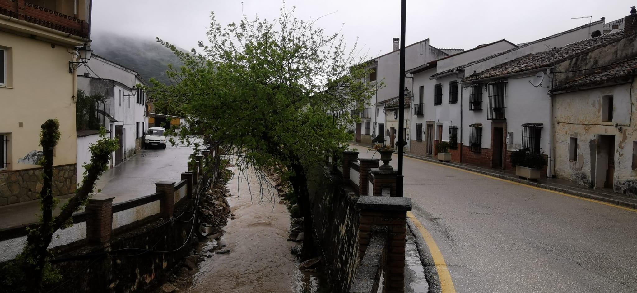 El estado de alarma deja estampas inéditas también en los pueblos de Málaga