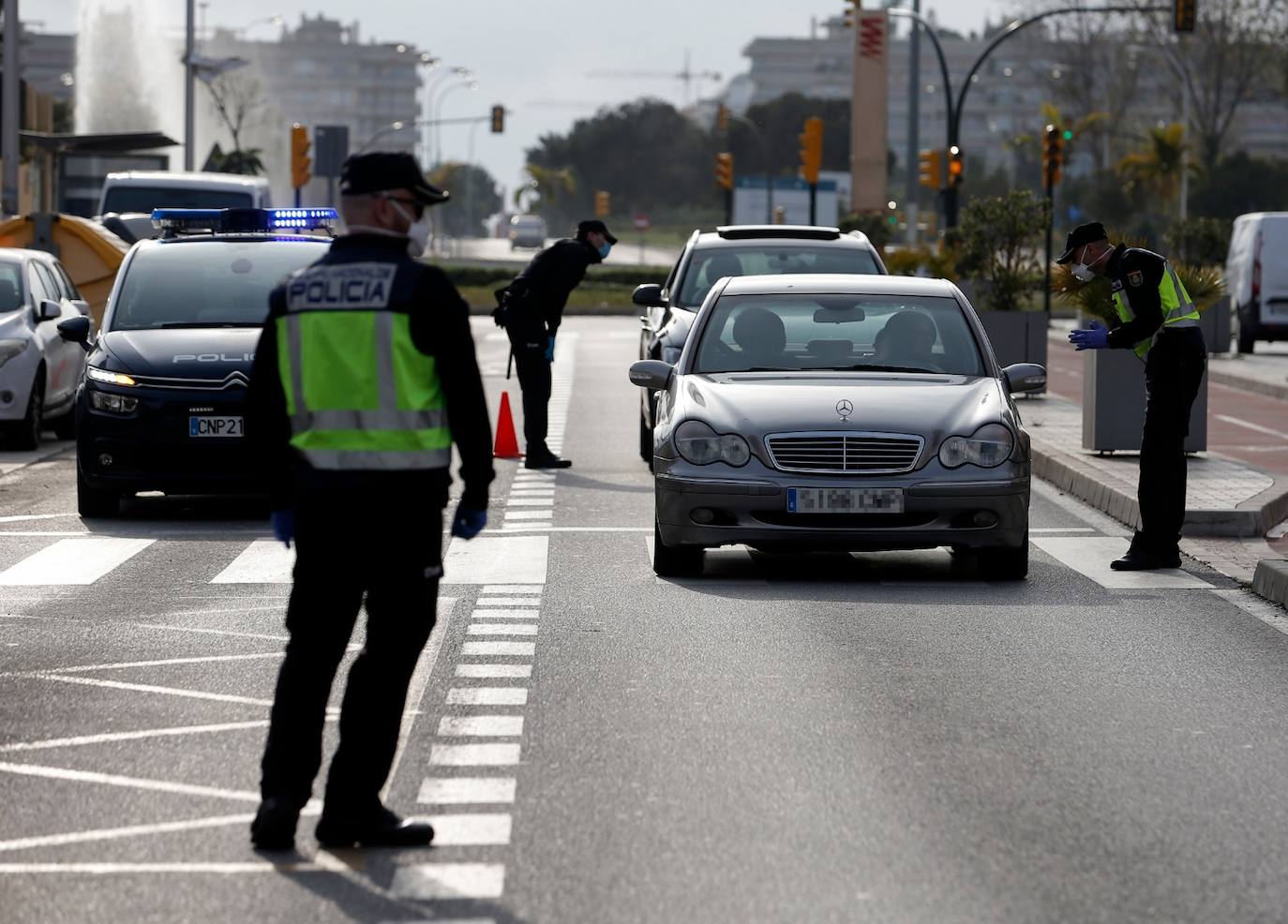 Control policial para garantizar el confinamiento