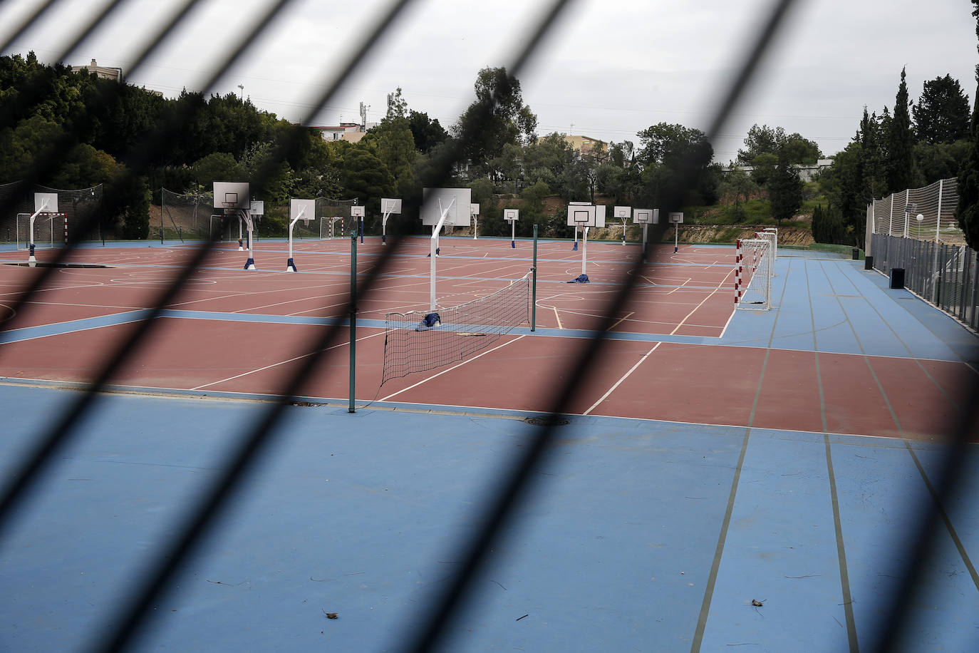 El estado de alarma deja estampas inéditas. Colegio Romeral