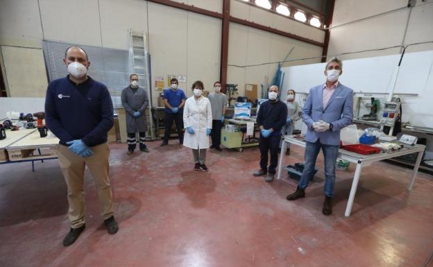 Plantilla de Evo Industria, en su sede del polígono Guadalhorce. 