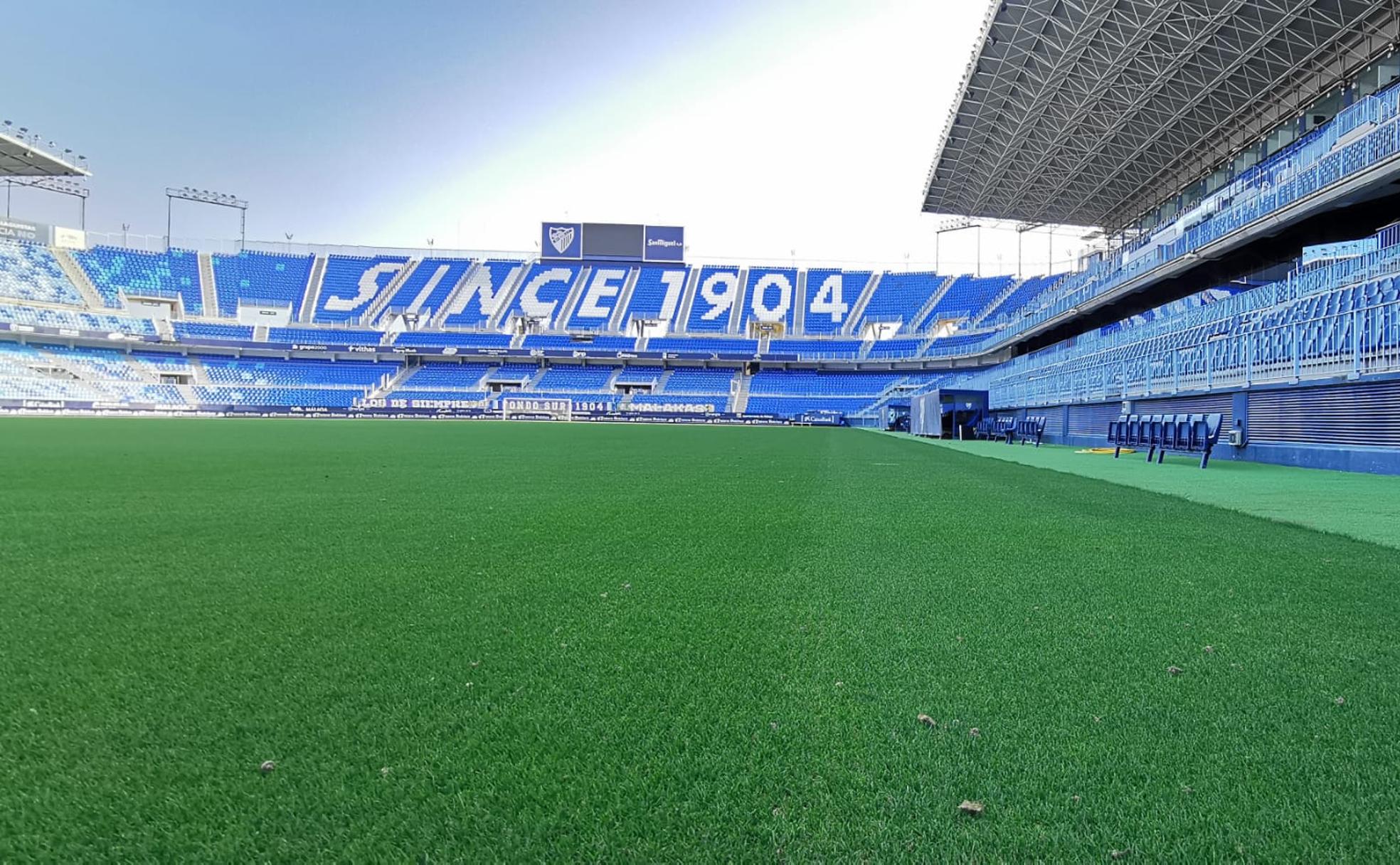 La Rosaleda, hace una semana, en óptimas condiciones para la vuelta de los entrenamientos y para celebrar los partidos.