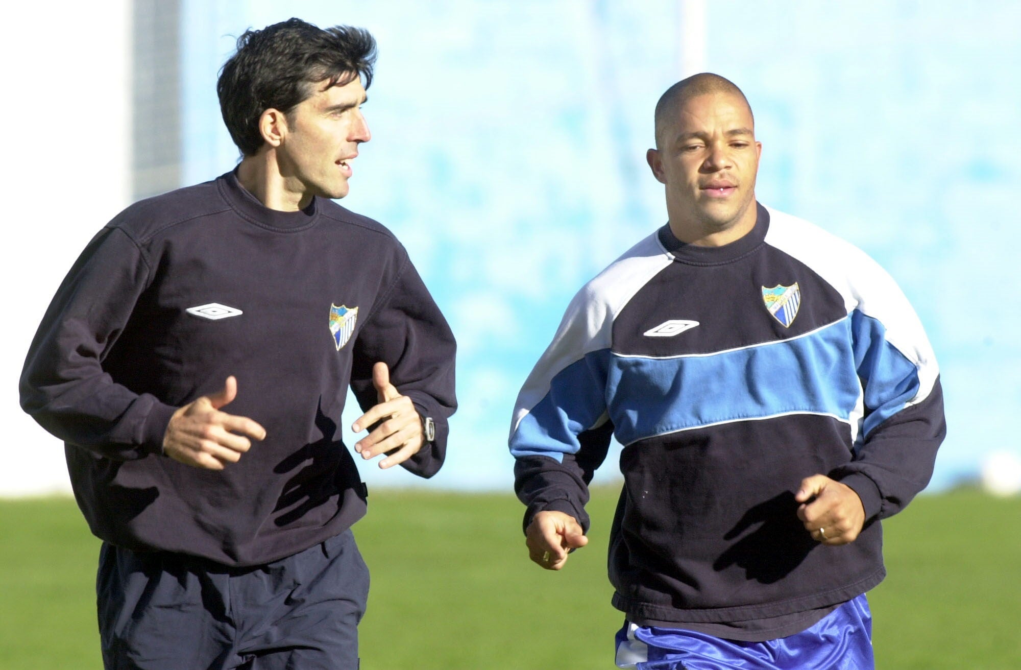 El exjugador del club blanquiazul jugó más de 200 partidos en nueve temporadas jugando en La Rosaleda. Aquí un pequeño resumen de su paso por el Málaga: un ascenso a Primera, el título de la Intertoto y la UEFA... una grave lesión y un descenso. 