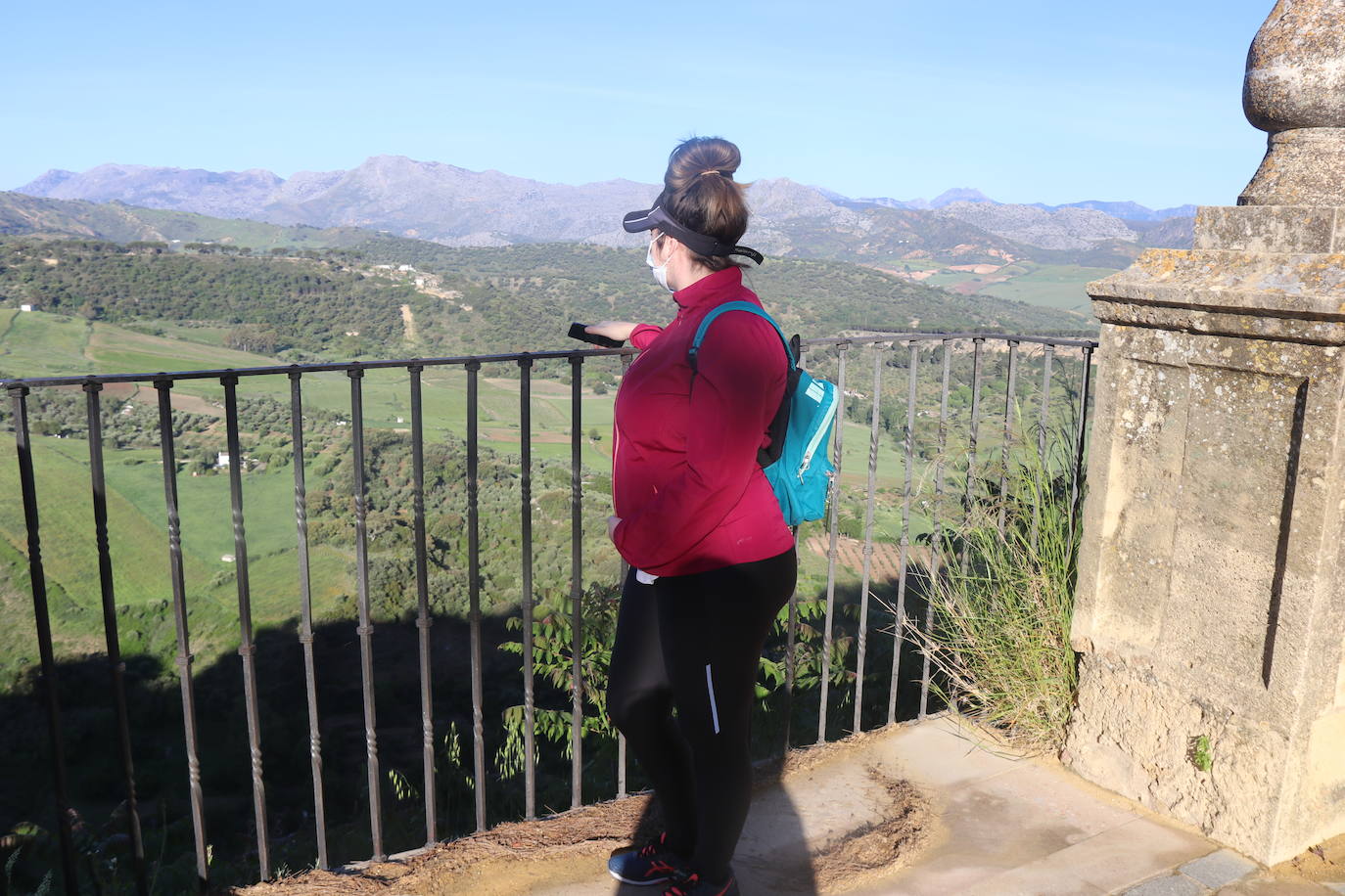 Desde primera hora de la mañana, ha sido habitual en la ciudad del Tajo encontrar a ciclistas, runners y paseantes por las calles de Ronda