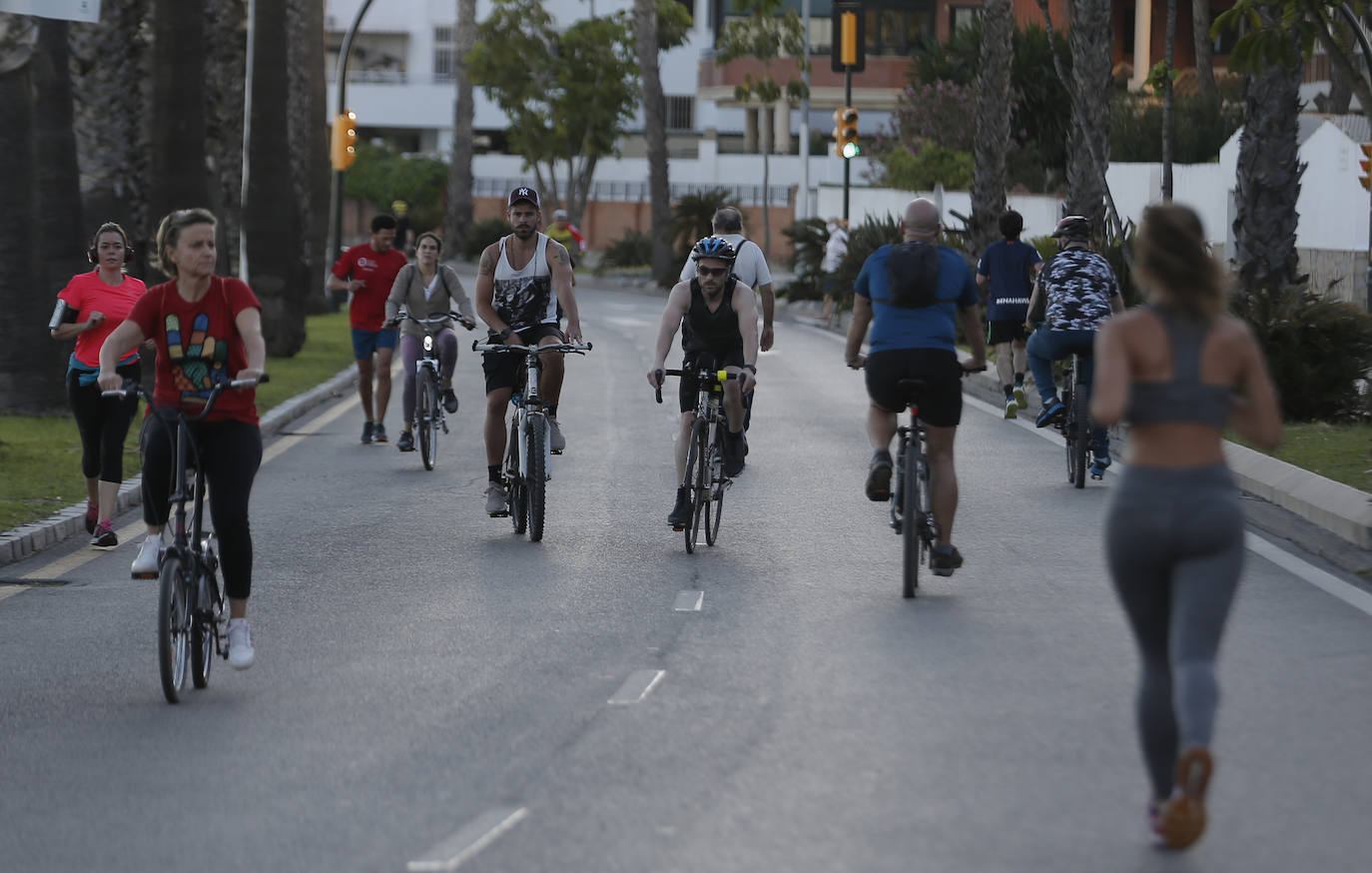 El inicio del desconfinamiento deja imágenes que no se veían en las calles desde hacía al menos 48 días