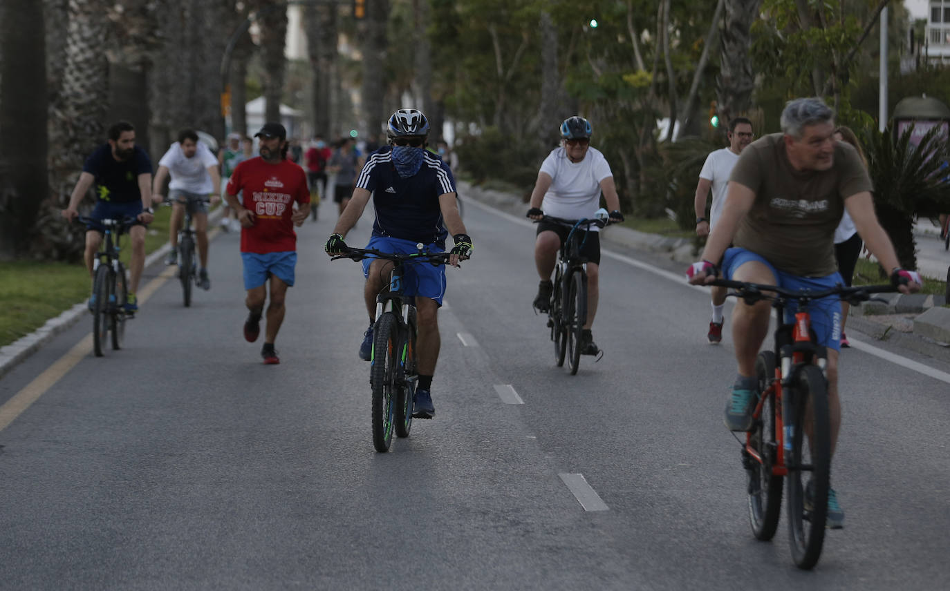 El inicio del desconfinamiento deja imágenes que no se veían en las calles desde hacía al menos 48 días