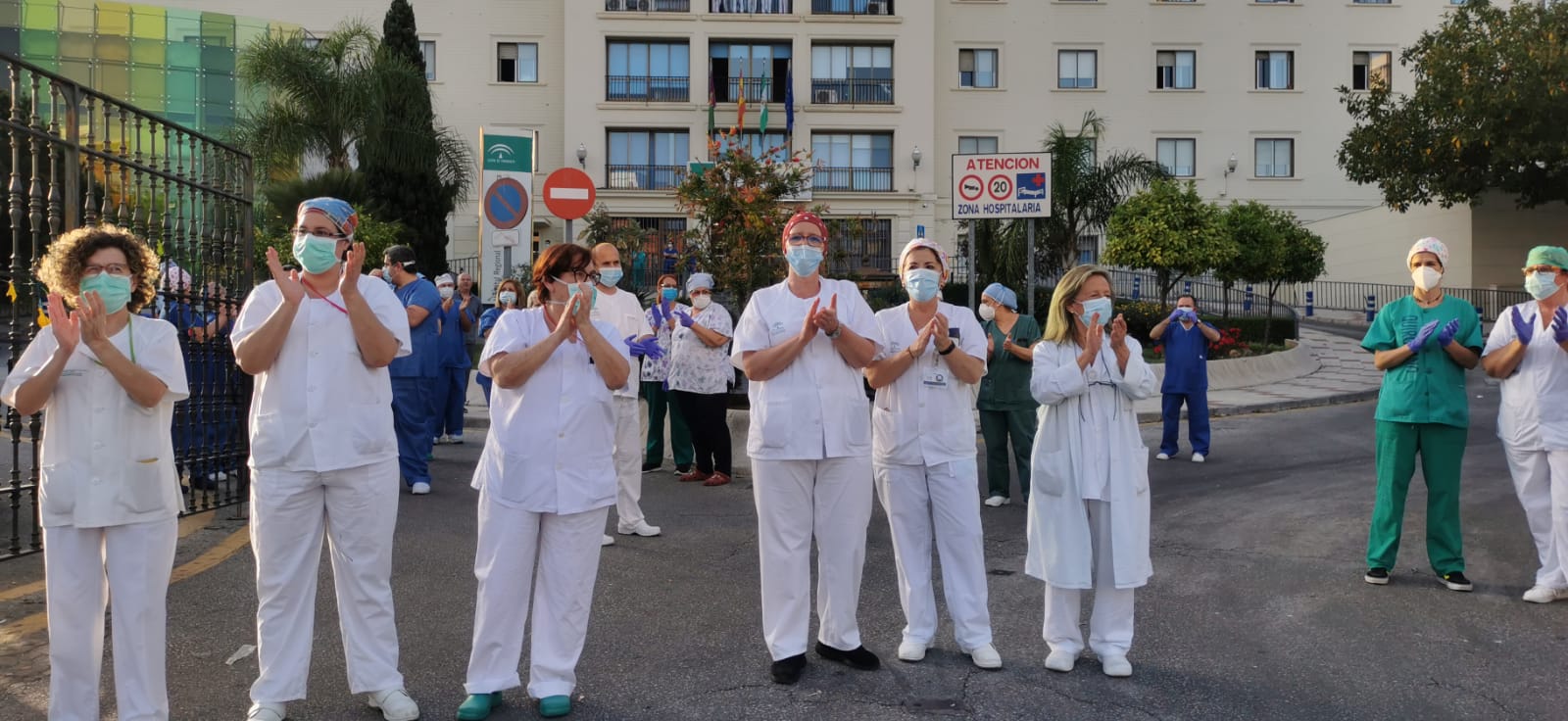 El inicio del desconfinamiento deja imágenes que no se veían en las calles desde hacía al menos 48 días