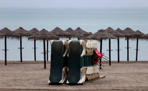 La Junta de Andalucía destina a los ayuntamientos 10,5 millones para acondicionar las playas para el baño