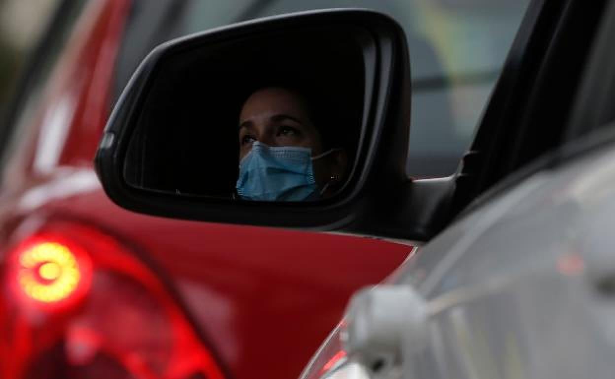 El Gobierno rectifica e iguala las condiciones para viajar en coche en las fases 0 y 1