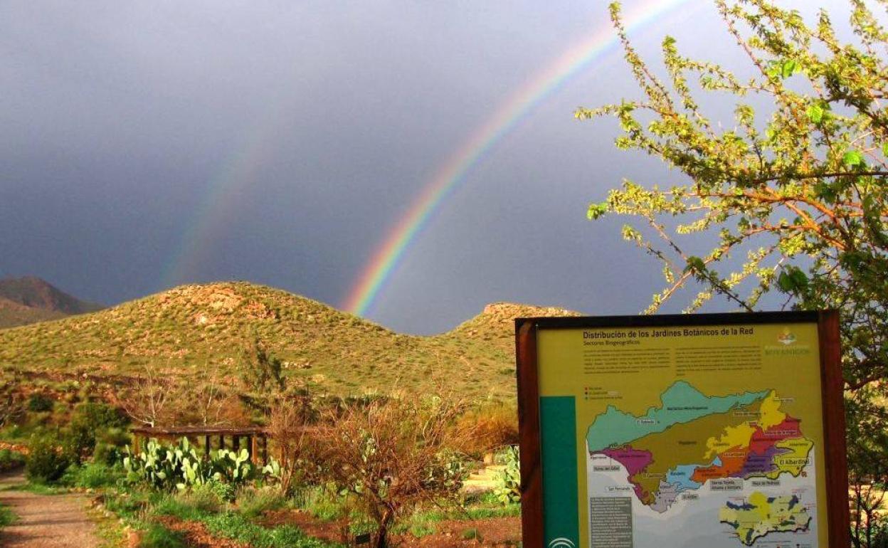 Ocho rutas naturales para 'saltarte' el confinamiento en Andalucía