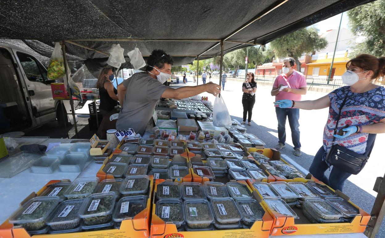 Los mercadillos vuelven a los barrios