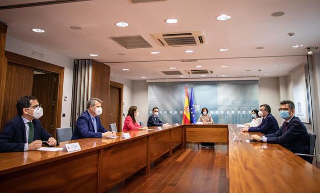 Imagen de la cita de este viernes en la Moncloa. 