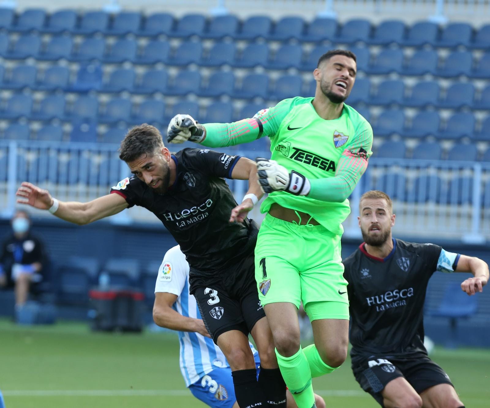 La vuelta del fútbol a La Rosaleda tras el parón de LaLiga por la pandemia