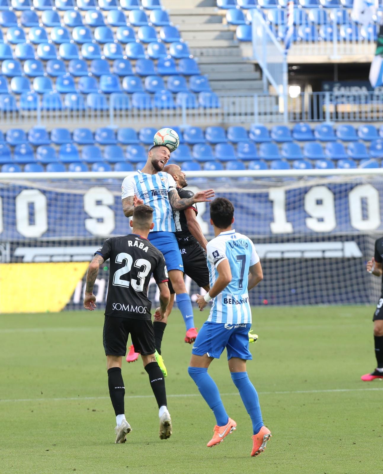 La vuelta del fútbol a La Rosaleda tras el parón de LaLiga por la pandemia