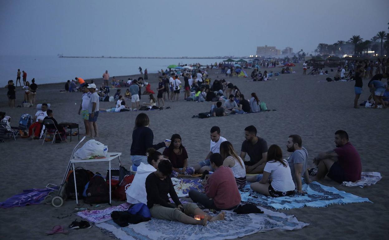 Imagen de archivo de la celebración de la Noche de San Juan en La Misericordia el año pasado. 