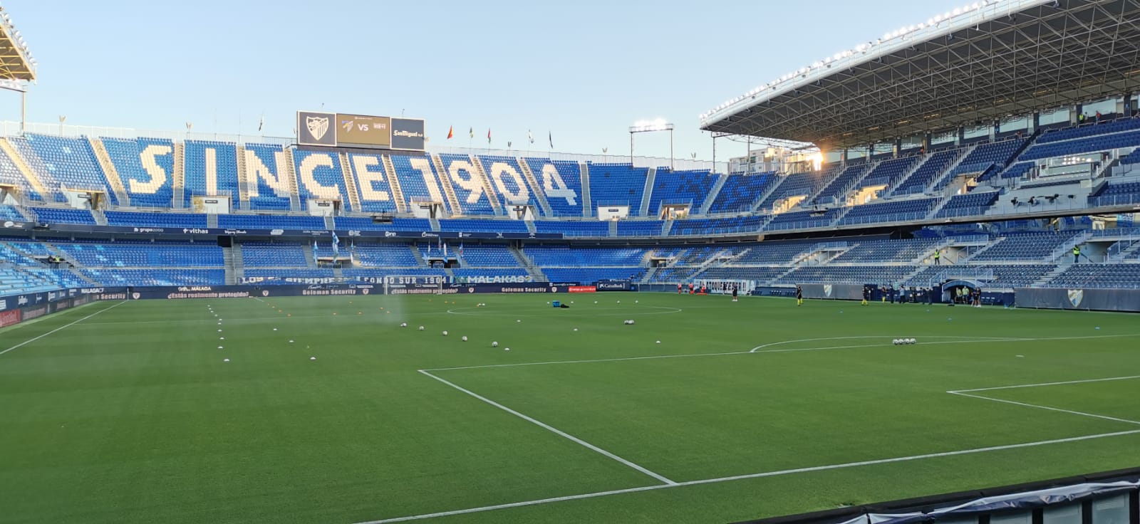 Todos los momentos del partido en imágenes desde La Rosaleda, que por segunda vez abre sus puertas para el fútbol pero sin aficionados en las gradas. 