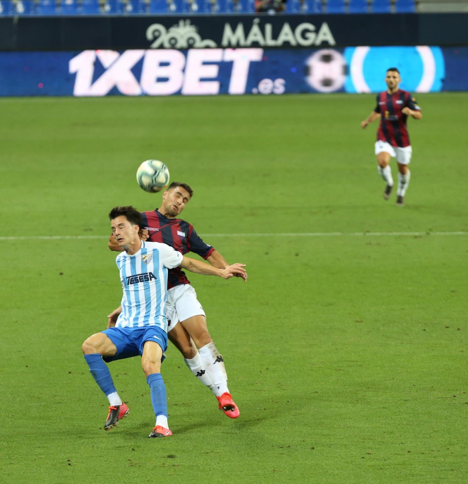 Todos los momentos del partido en imágenes desde La Rosaleda, que por segunda vez abre sus puertas para el fútbol pero sin aficionados en las gradas. 