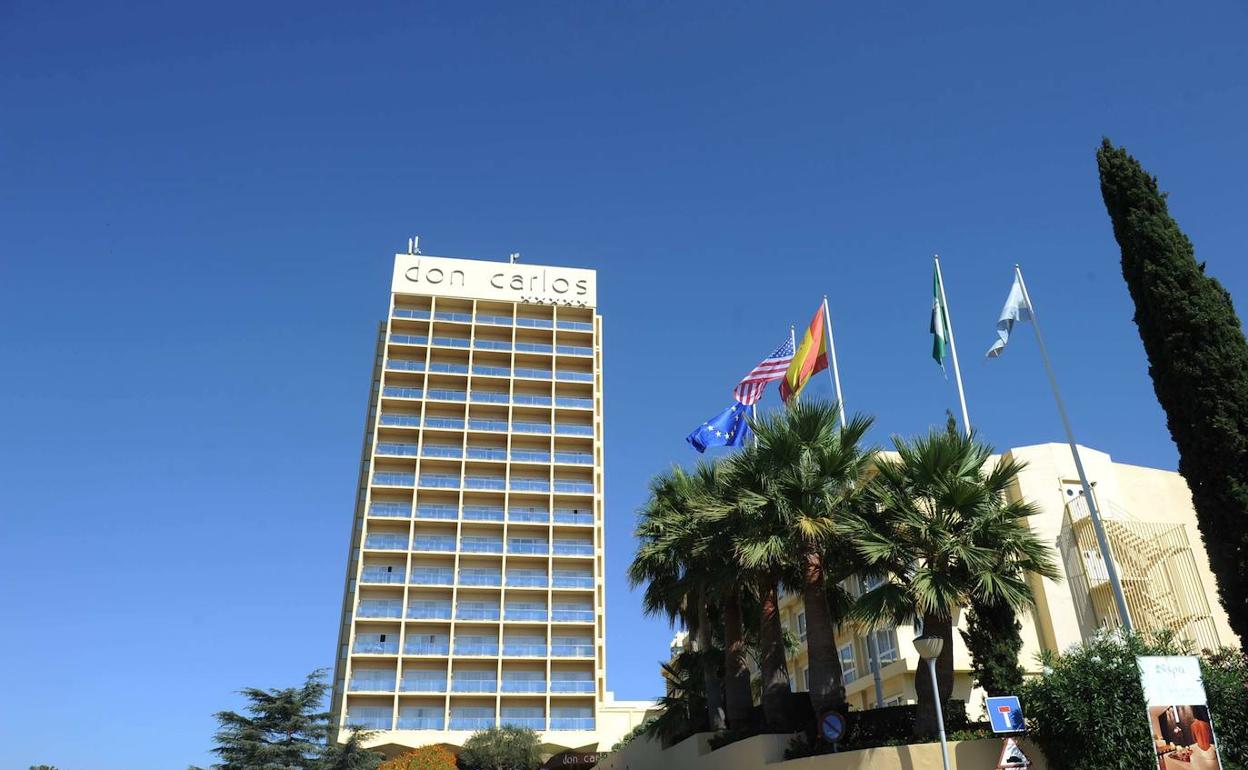 El Hotel Don Carlos de Marbella anuncia el despido de toda su plantilla fija, formada por 94 trabajadores