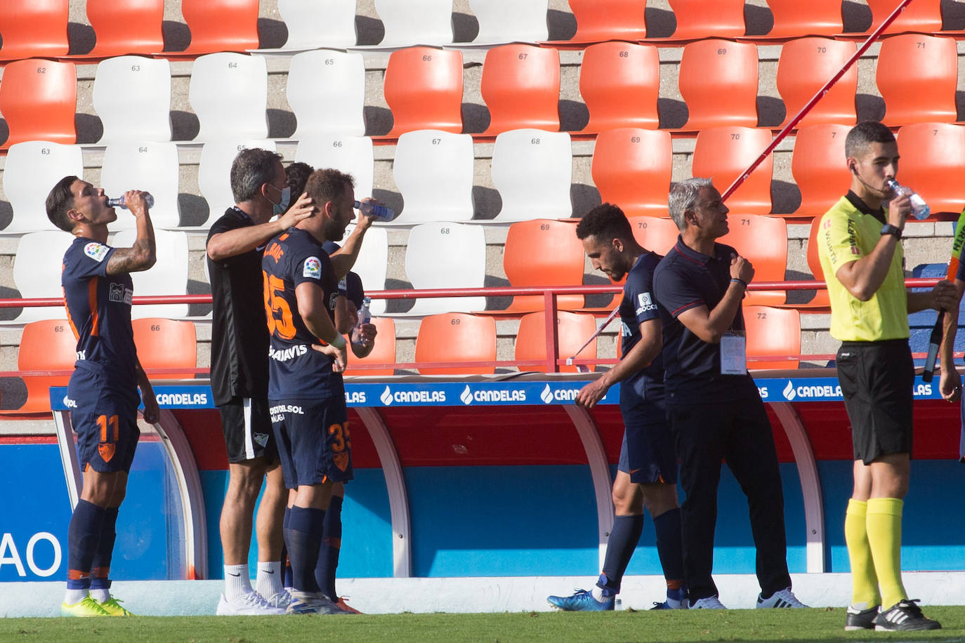 Partido entre rivales directos por la permanencia en el Anxo Carro de Lugo que corresponde a la jornada 35 de LaLiga Smartbank.