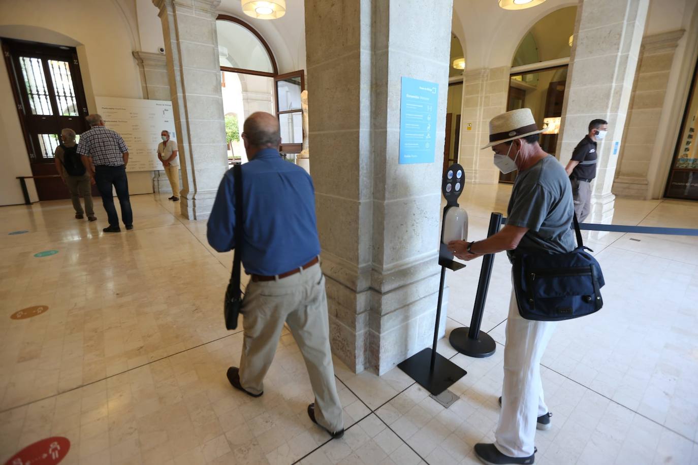 Retoma su actividad con entrada gratuita para los residentes en la Unión Europea, pero sólo en horario matutino