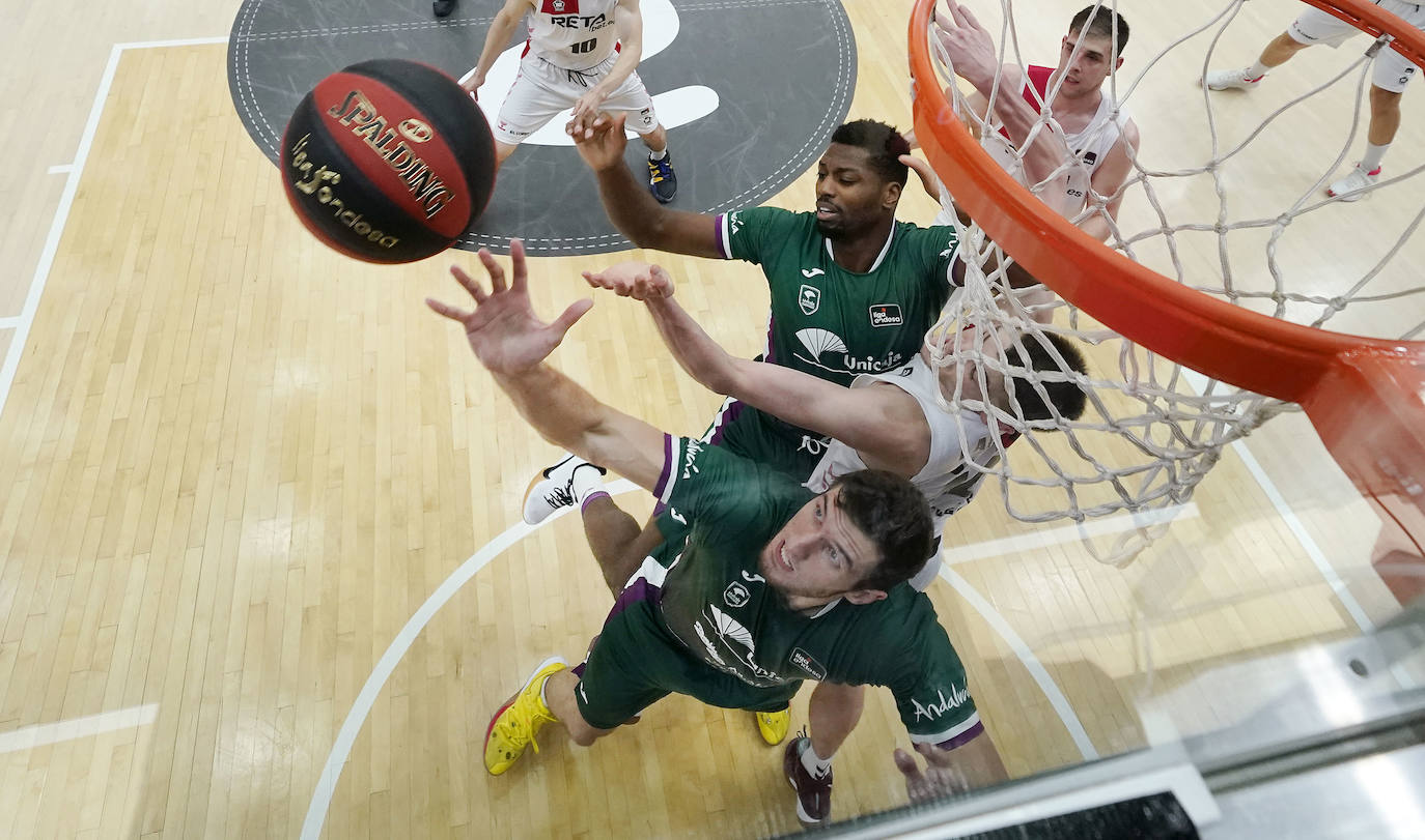 El Unicaja cierra la temporada con un cómodo triunfo ante el Bilbao.
