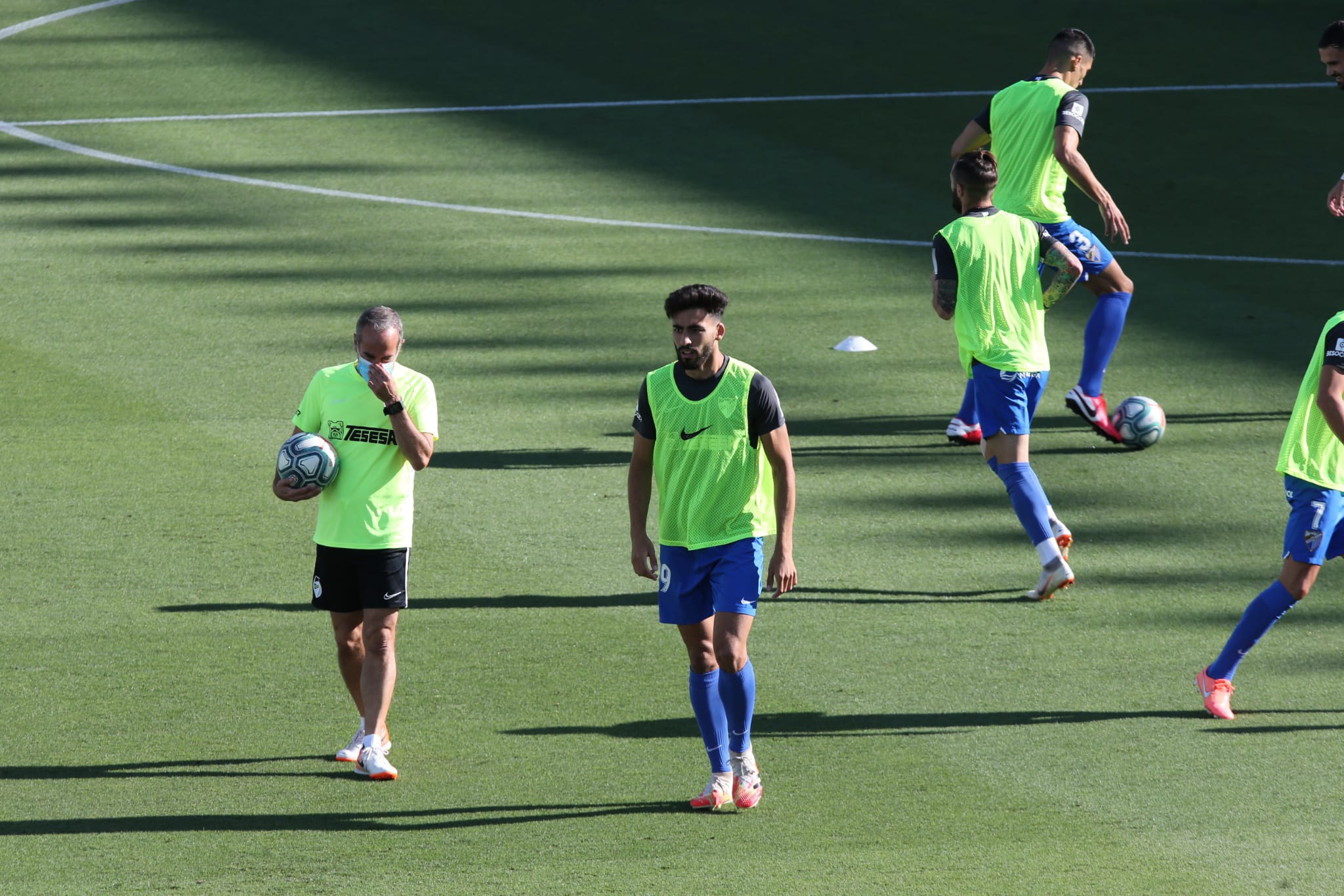 Duelo directo entre dos rivales que luchan por la permanencia en Segunda a falta de pocas jornadas para el final del campeonato.