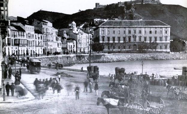 La Aduana de Málaga antes del incendio.