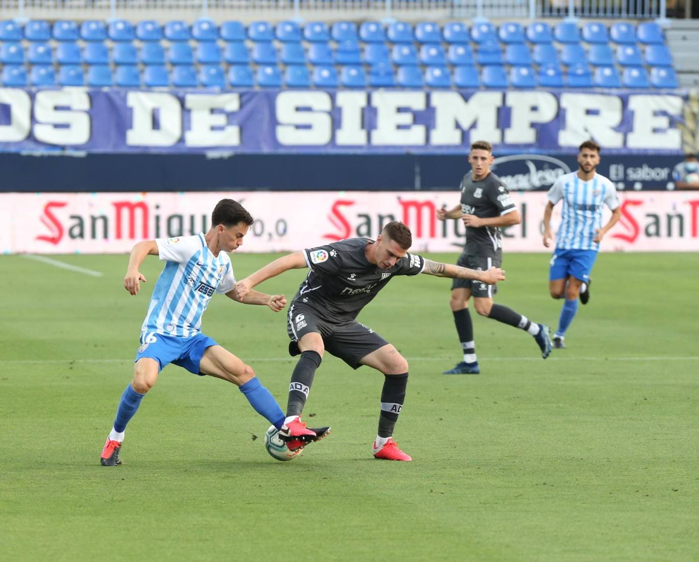 El equipo de Pellicer recibió al Alcorcón en la penúltima jornada. 