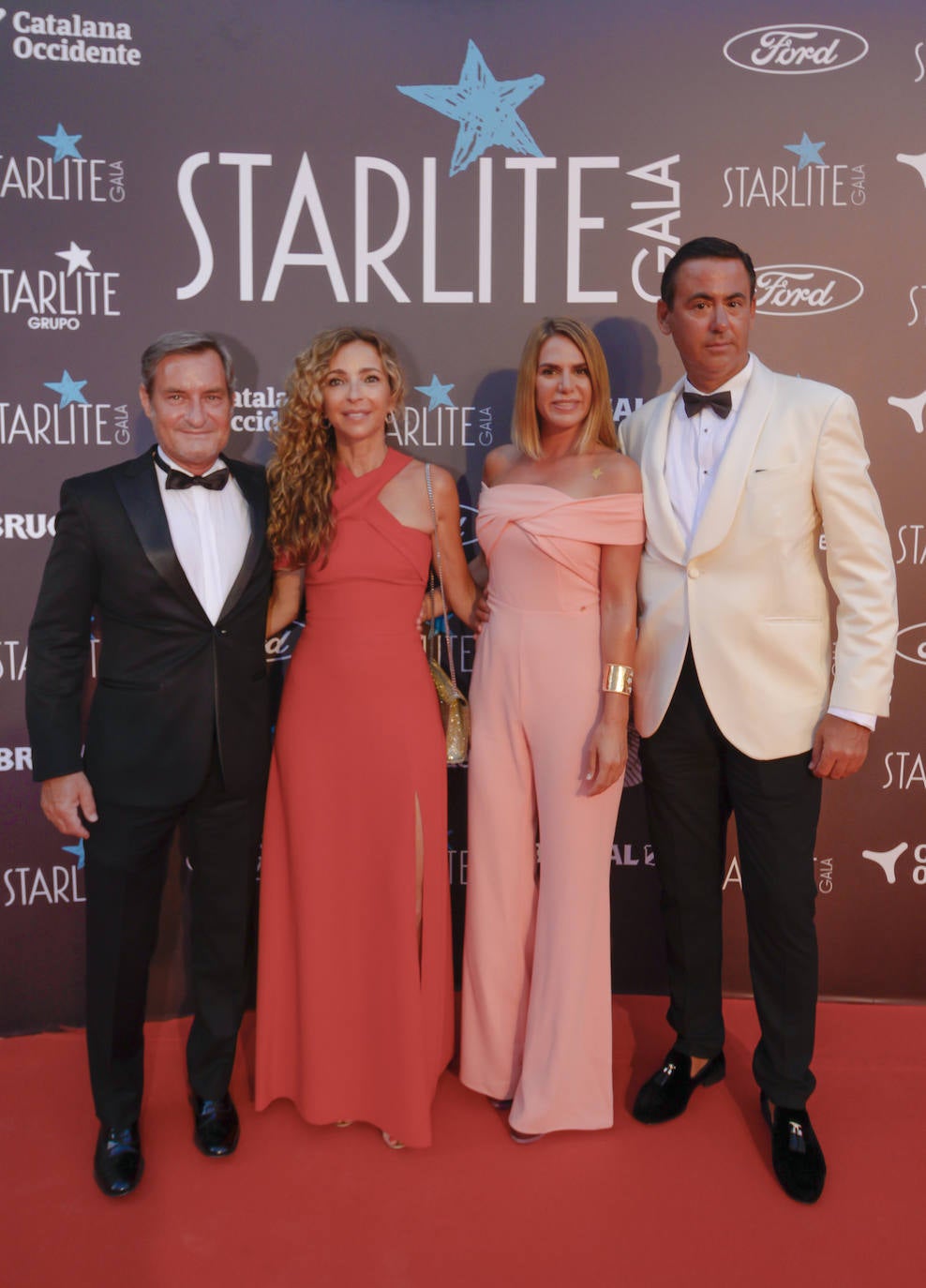 Myriam Yébenes y acompañantes