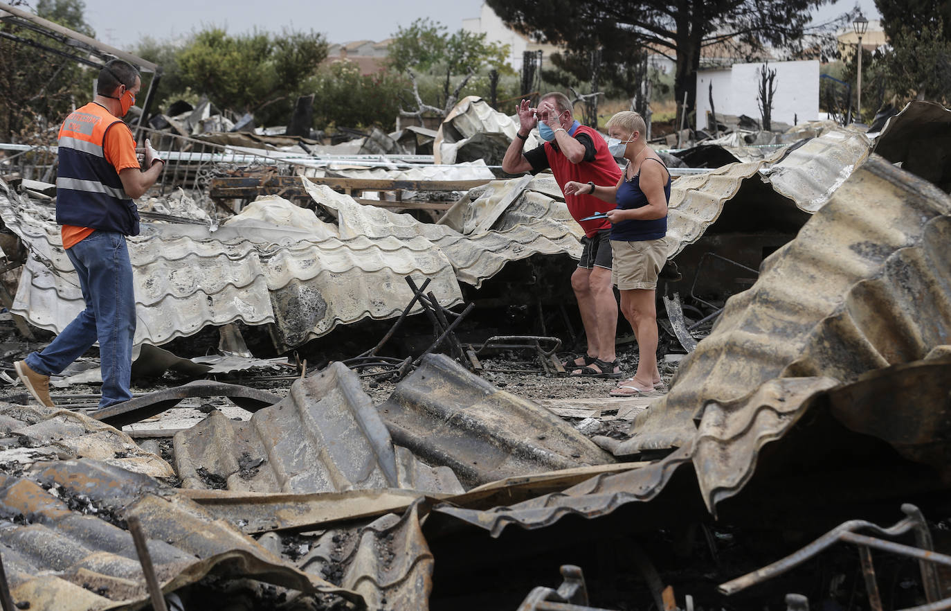 Mollina se vuelca con los más de 70 vecinos desalojados del camping Lazy Days Pueblo Fiesta, en el que 40 casas quedaron totalmente destruidas