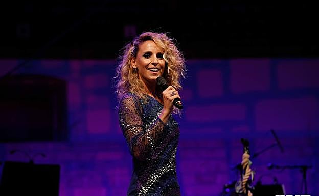 La noche arrancó con Patricia Lan 