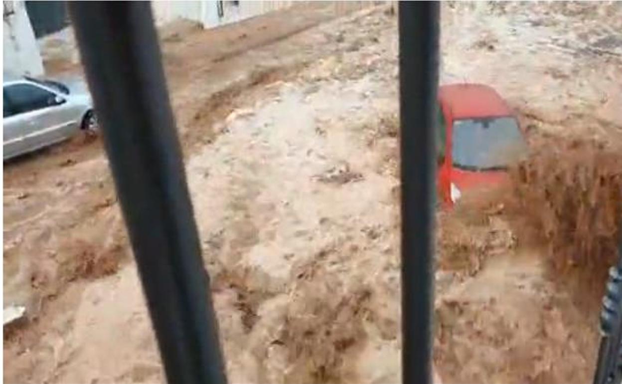 Imágenes que circulan en las redes sociales de las calles de Estepa