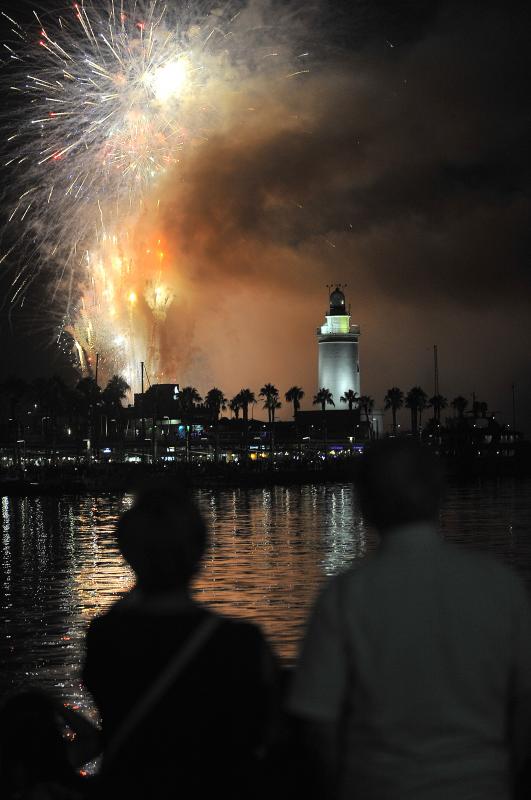Fotos: Las mejores imágenes de los fuegos artificiales de la Feria de Málaga de los últimos años