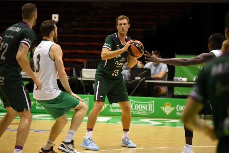 El Unicaja empieza la pretemporada con victoria. 