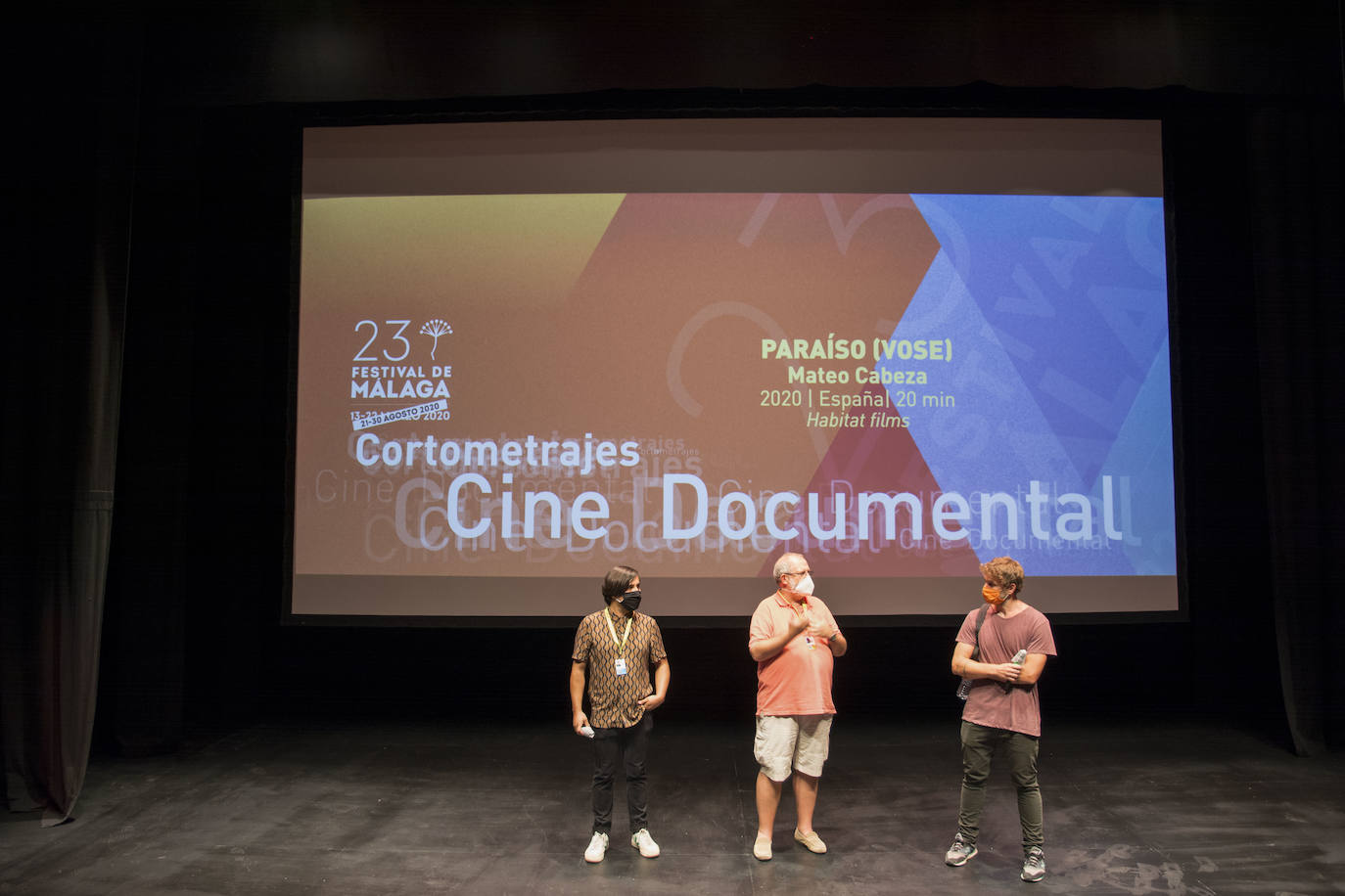 Imagen secundaria 2 - Presentación de 'En tensión' en Cinema Cocina en el cine Albéniz. Estreno de 'Vídeo en las venas' (2020), de José Ramón Da Cruz. Presentación de 'Paraíso' (2019), de Mateo Cabeza, en el Teatro Echegaray. 